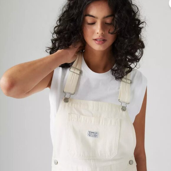 Levi's Utility Shortalls, White, Medium - Picture 3 of 7